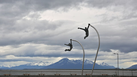 Puerto Natales (CHILI) Monument aux vents  (Monumento al viento)