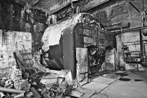 Djüpavik The old herring factory - steam boiler